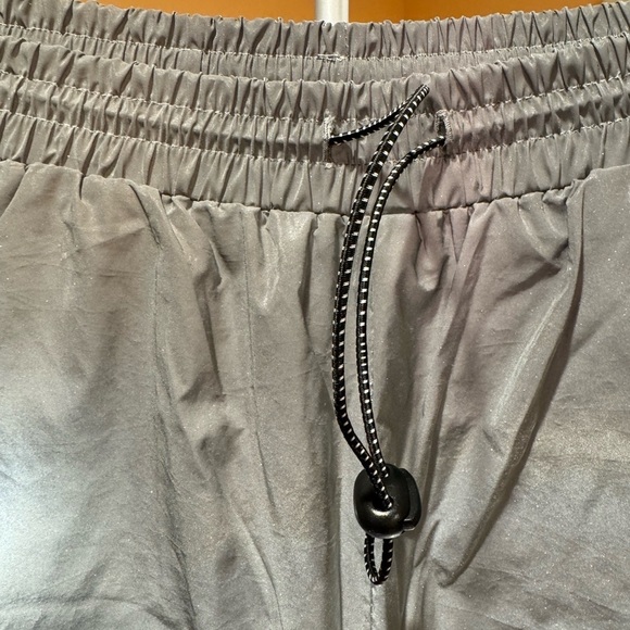 Women Gray Pants - Picture 5 of 6